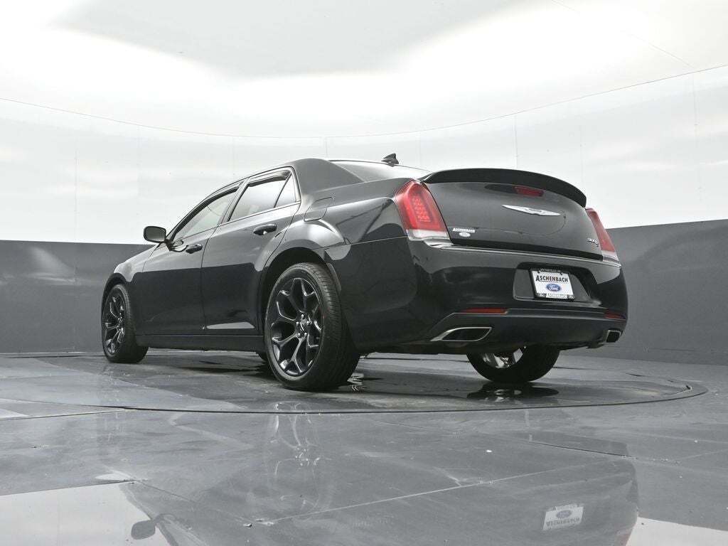 2019 Chrysler 300 S