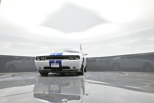 2011 Dodge Challenger SRT8 392