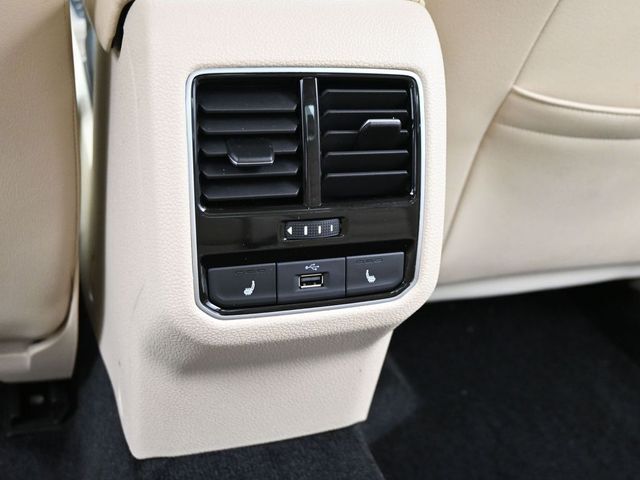 2016 Volkswagen Passat 1.8T SEL Premium