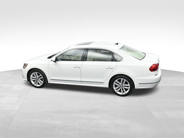 2016 Volkswagen Passat 1.8T SEL Premium