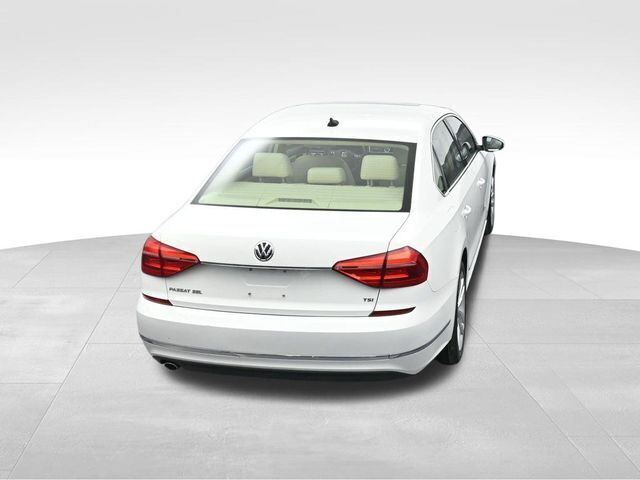 2016 Volkswagen Passat 1.8T SEL Premium