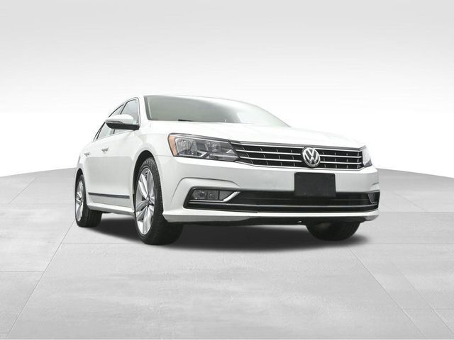 2016 Volkswagen Passat 1.8T SEL Premium