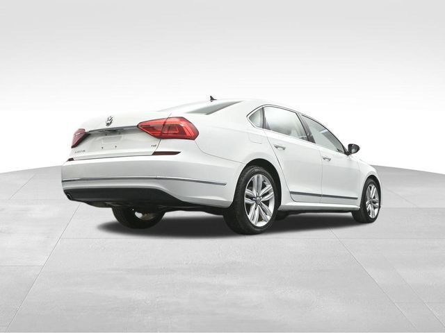 2016 Volkswagen Passat 1.8T SEL Premium