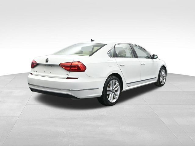2016 Volkswagen Passat 1.8T SEL Premium