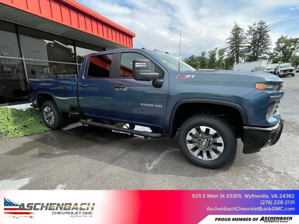2025 Chevrolet Silverado 2500HD Custom