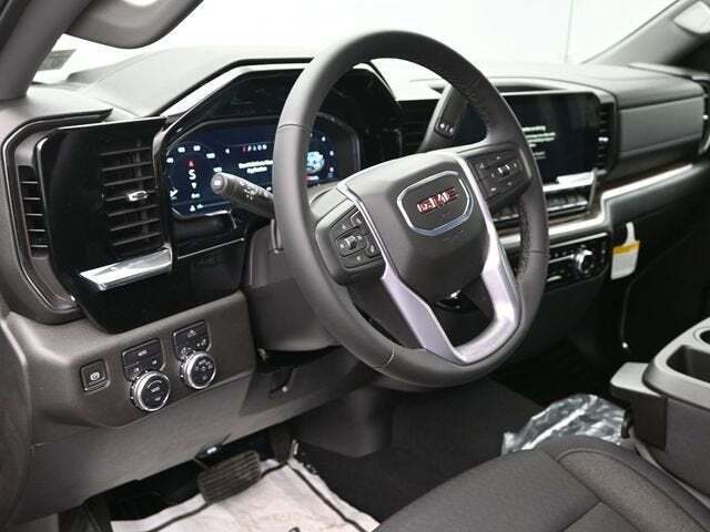 2025 GMC Sierra 1500 Elevation Standard