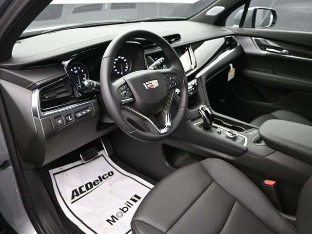 2025 Cadillac XT6 Sport