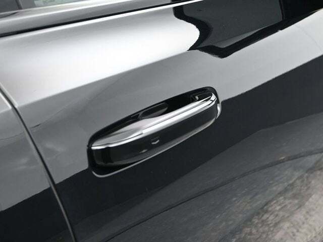 2025 Cadillac Escalade IQ Sport 1