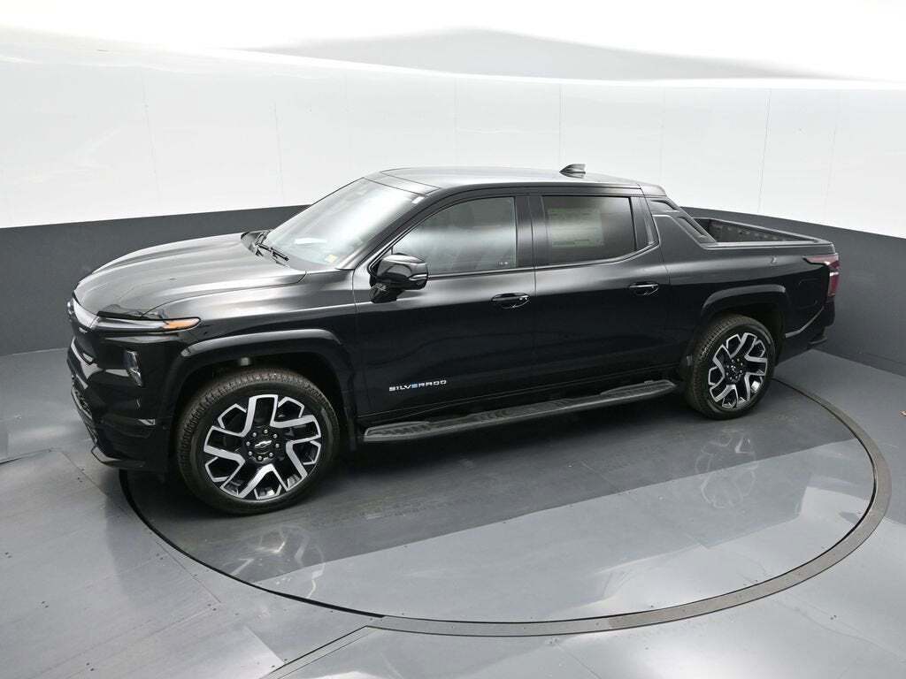 2024 Chevrolet Silverado EV RST