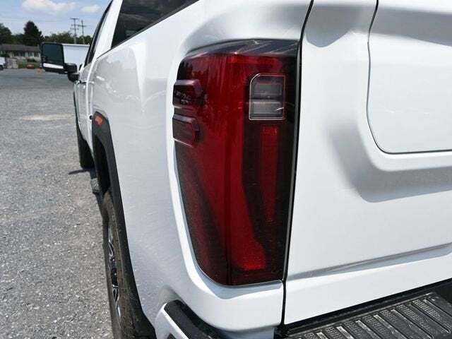 2025 GMC Sierra 2500HD Denali