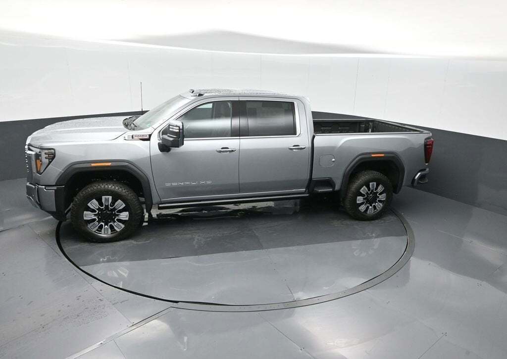 2025 GMC Sierra 2500HD Denali