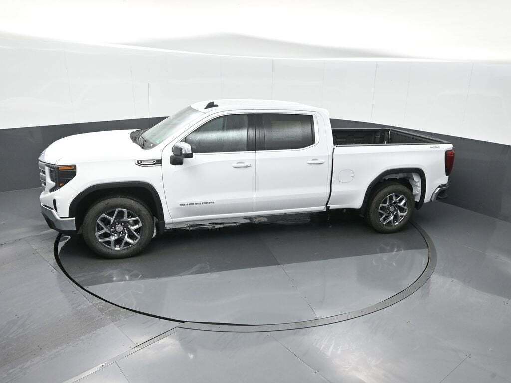 2025 GMC Sierra 1500 SLE