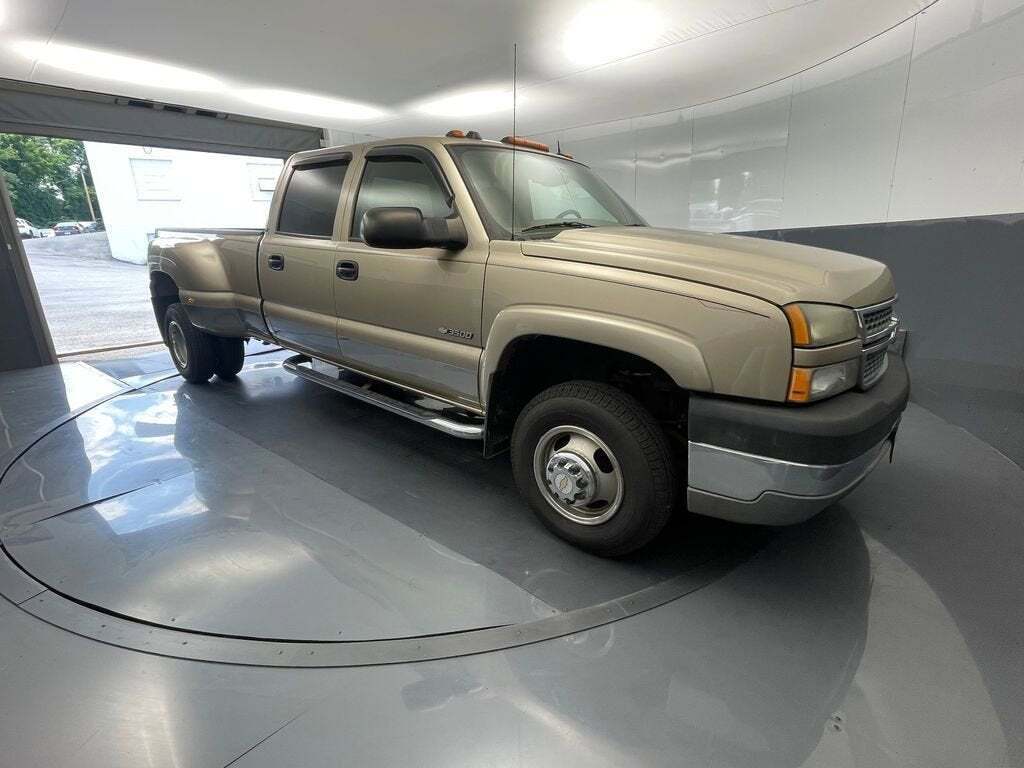 2005 Chevrolet Silverado 3500 LT