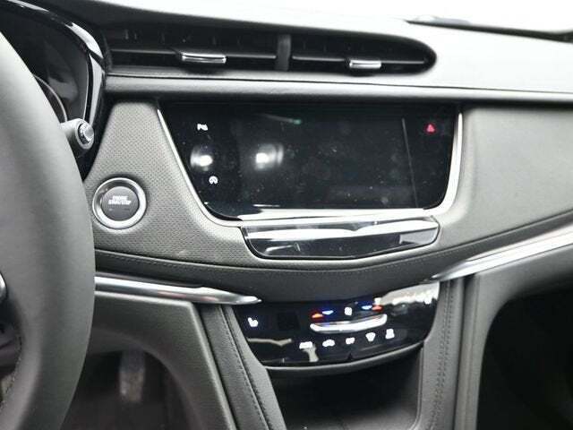 2025 Cadillac XT5 Luxury