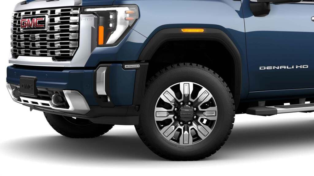 2025 GMC Sierra 2500HD Denali