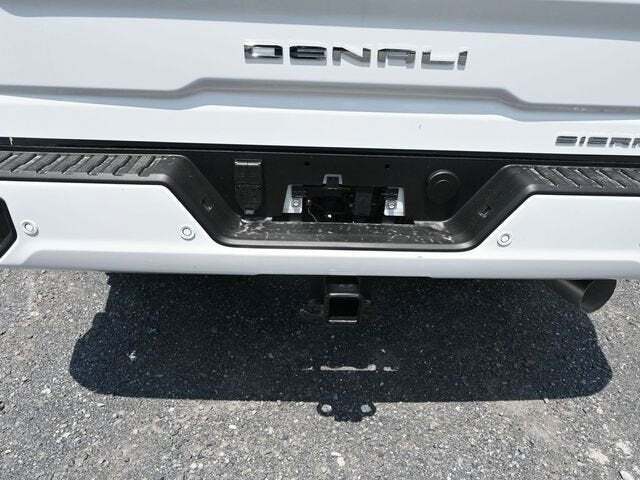 2025 GMC Sierra 2500HD Denali