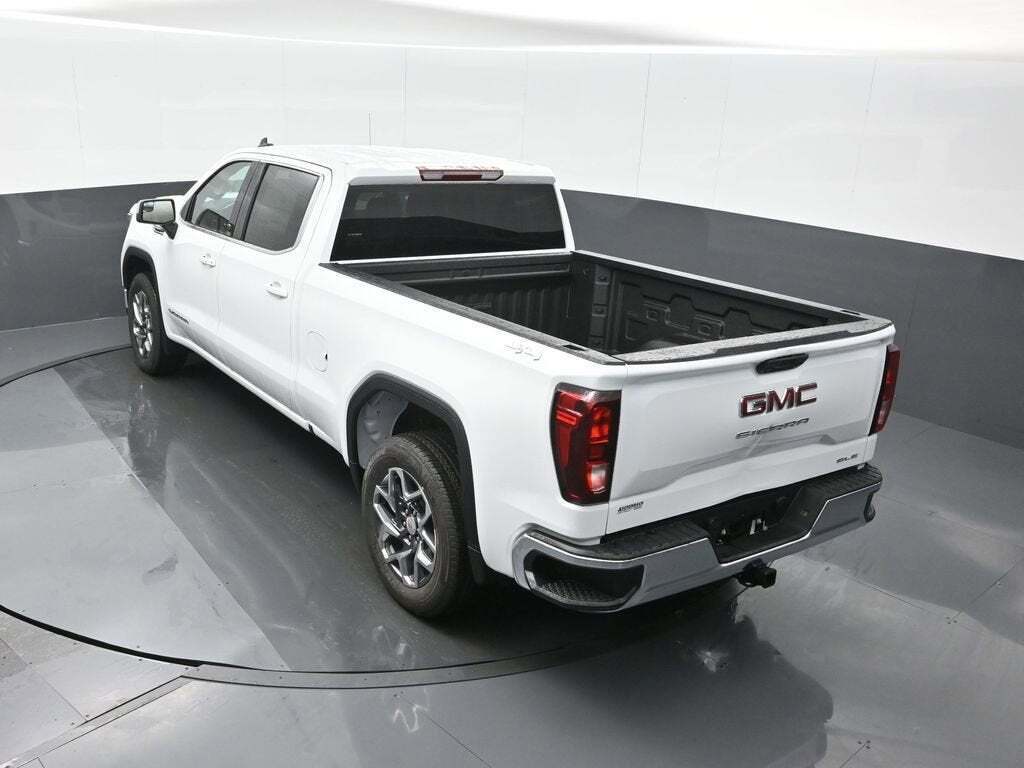 2025 GMC Sierra 1500 SLE