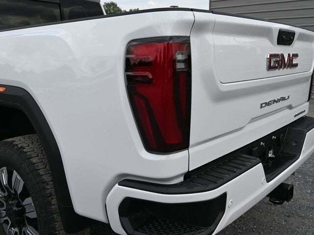 2025 GMC Sierra 2500HD Denali