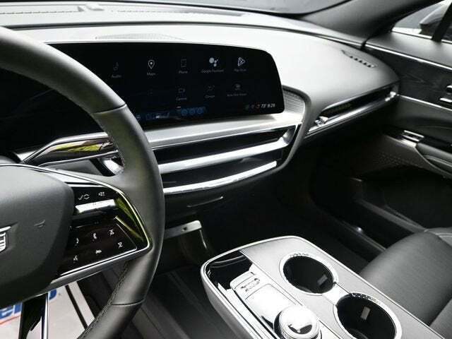 2024 Cadillac LYRIQ Sport 1