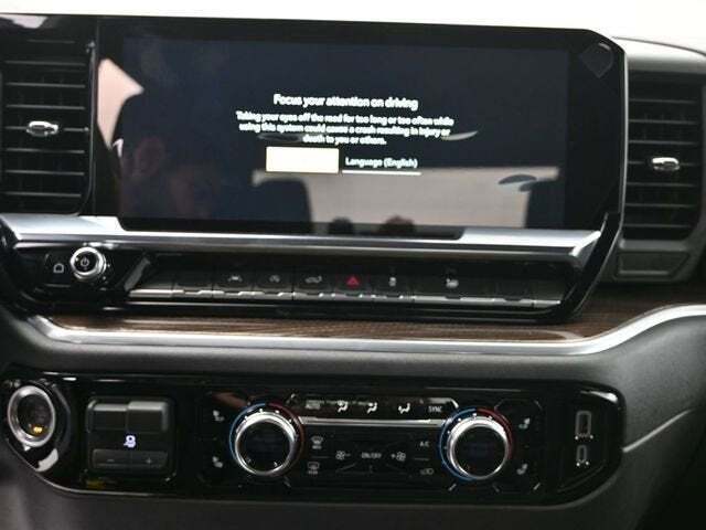 2025 GMC Sierra 1500 Elevation Standard