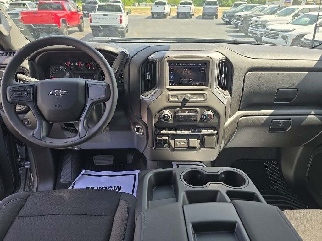 2025 Chevrolet Silverado 2500HD Custom