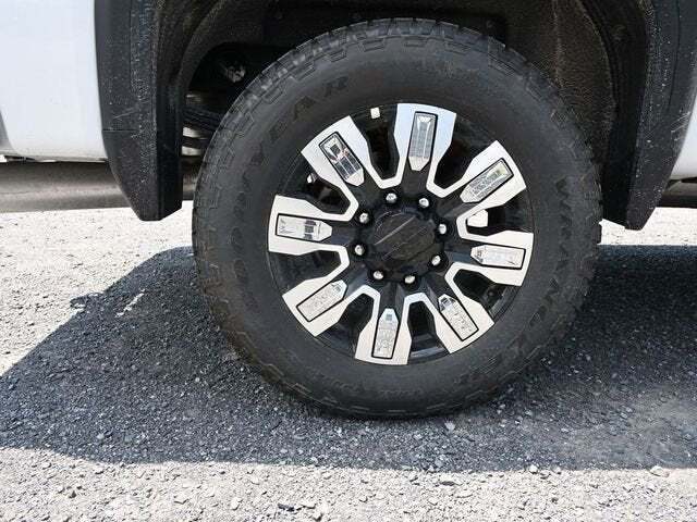 2025 GMC Sierra 2500HD Denali