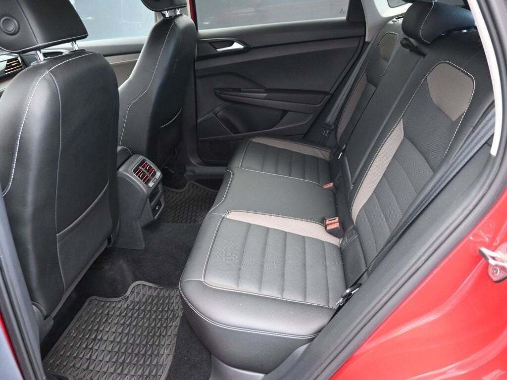 2022 Volkswagen Taos SEL 4Motion