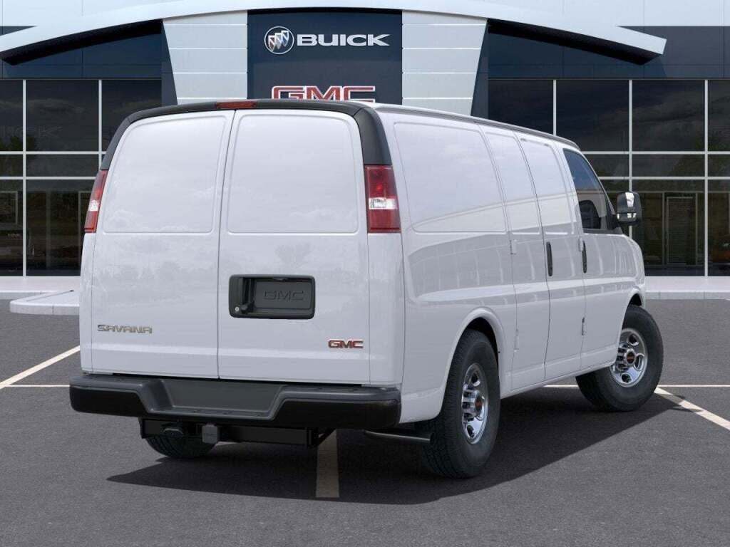 2025 GMC Savana 2500