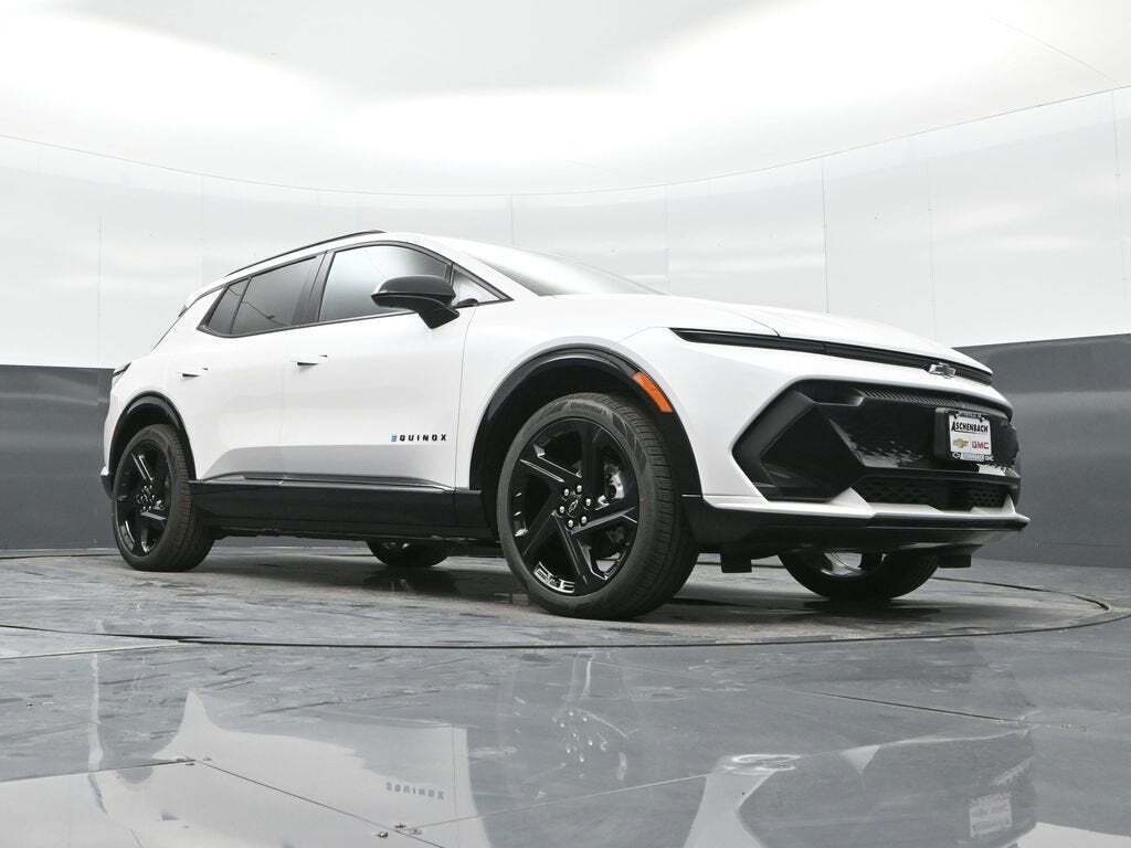 2025 Chevrolet Equinox EV RS