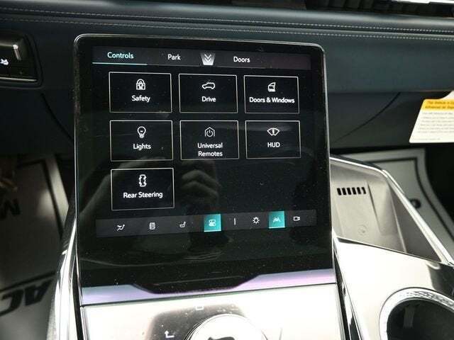 2025 Cadillac Escalade IQ Luxury 2