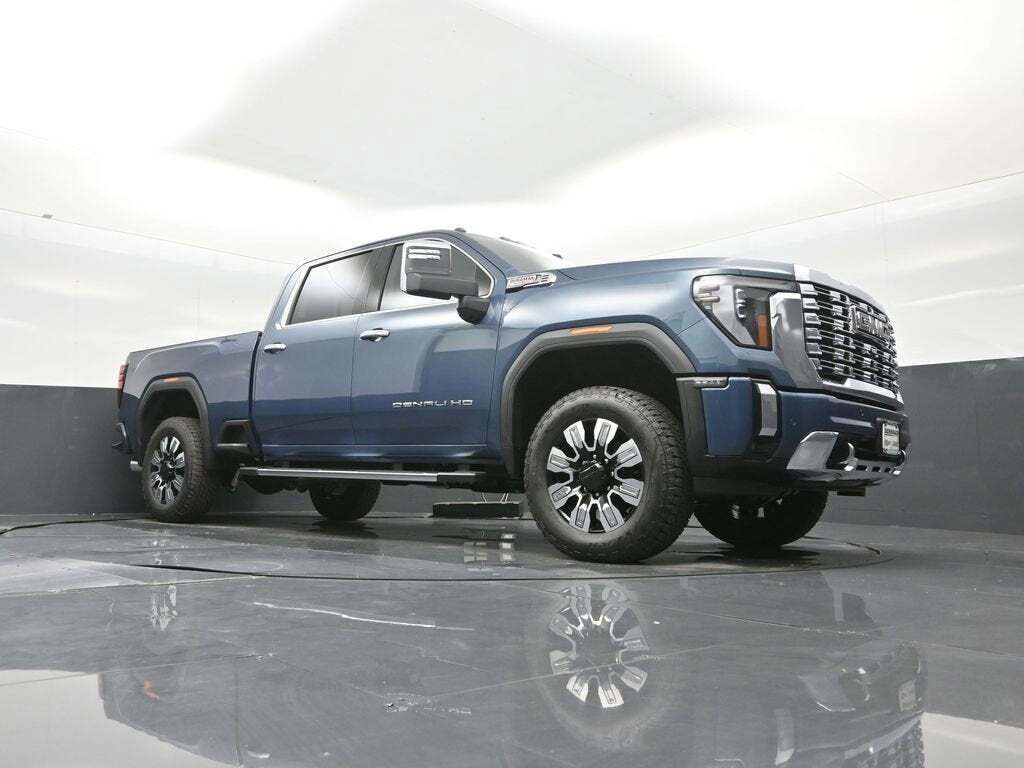 2025 GMC Sierra 2500HD Denali