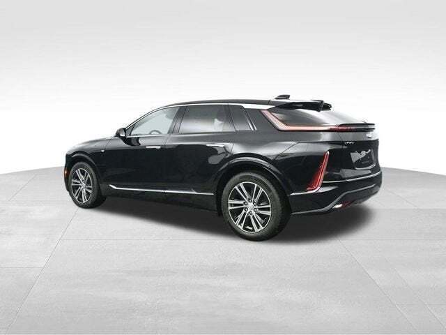 2025 Cadillac LYRIQ Luxury 1