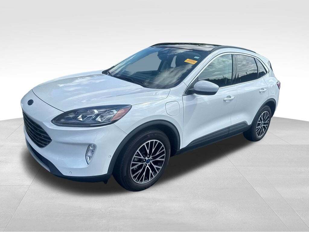 2022 Ford Escape Titanium