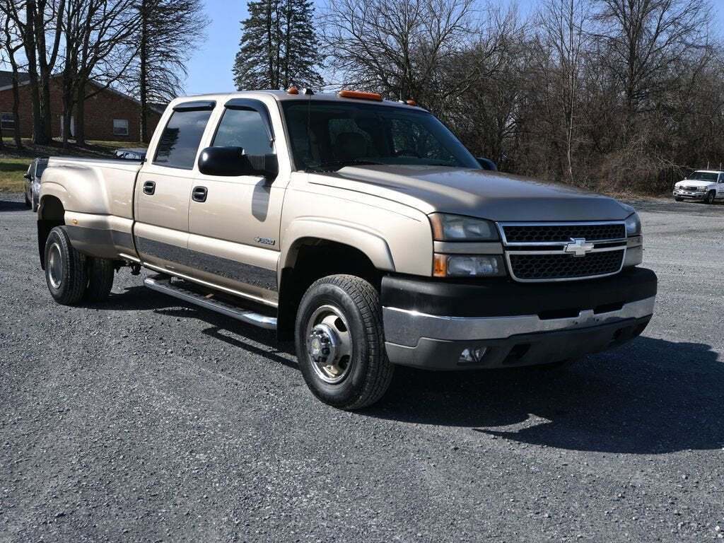 2005 Chevrolet Silverado 3500 LT
