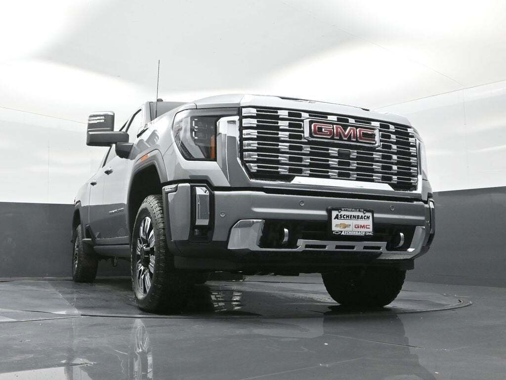 2025 GMC Sierra 2500HD Denali