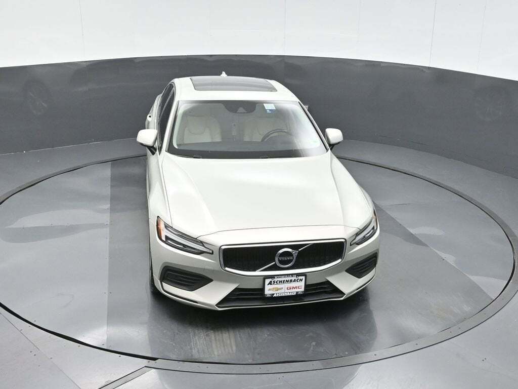 2019 Volvo S60 T5 Momentum