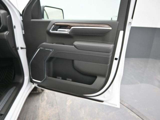 2025 GMC Sierra 1500 Elevation Standard