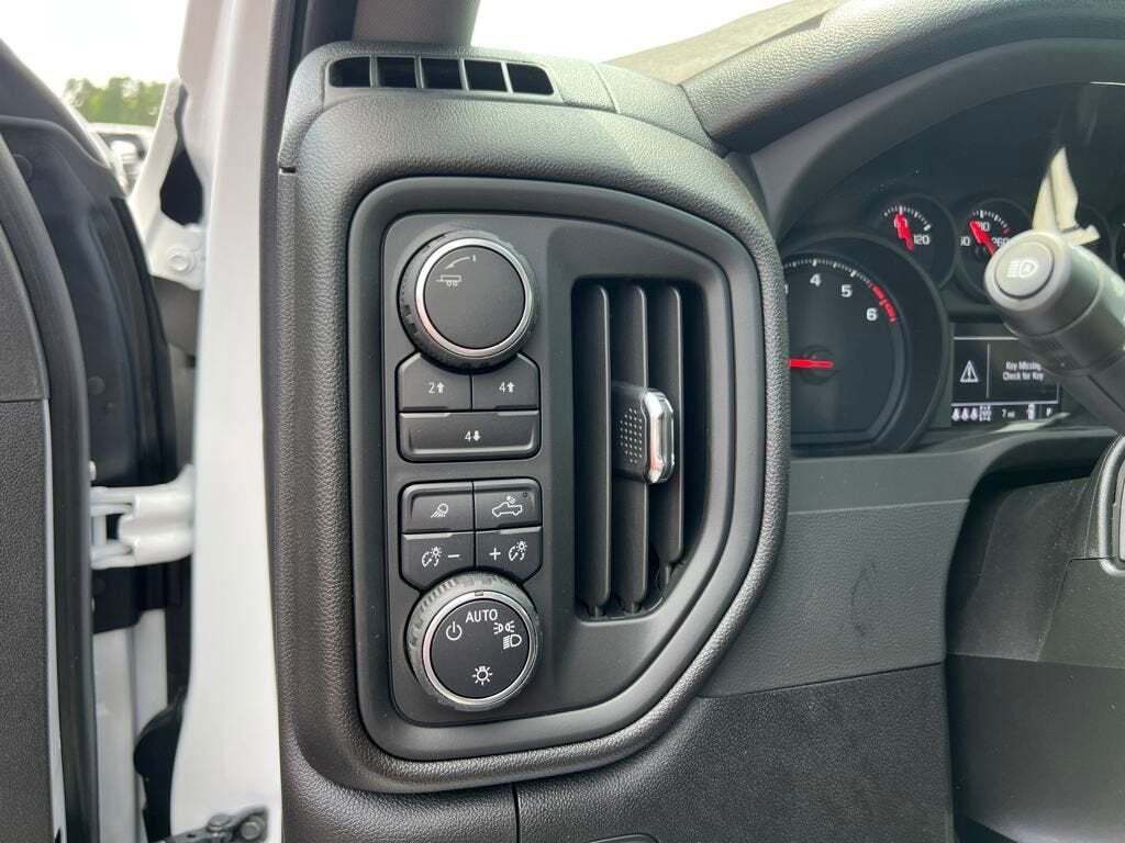 2025 Chevrolet Silverado 2500HD Custom