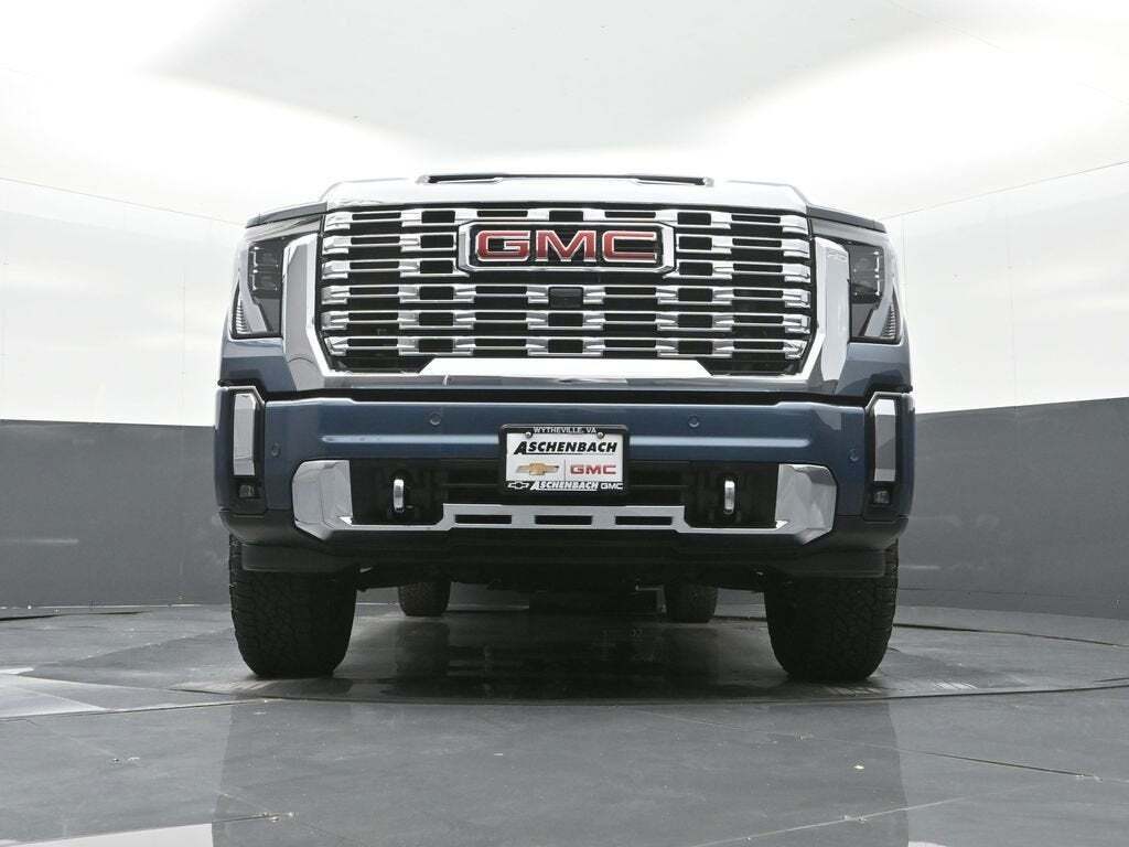 2025 GMC Sierra 2500HD Denali