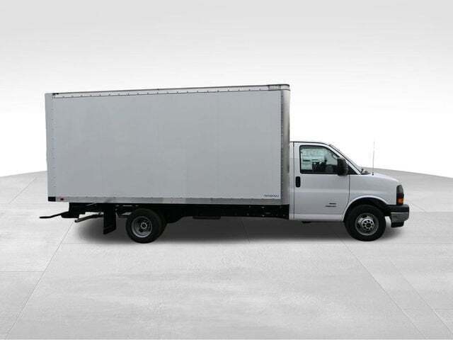 2023 GMC Savana 4500