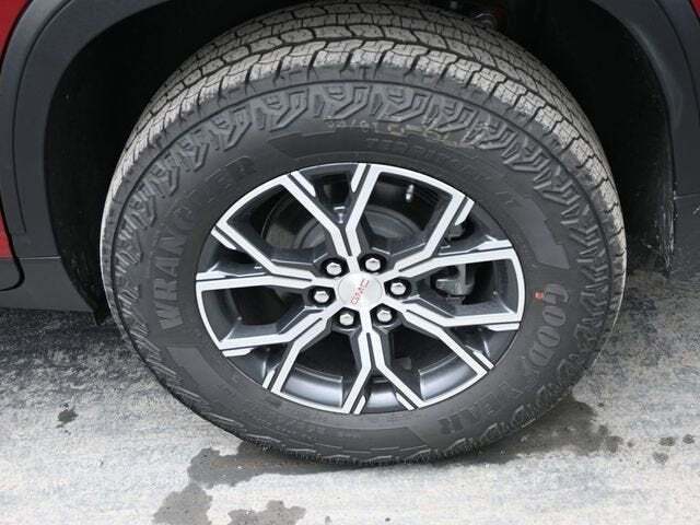 2024 GMC Acadia AT4
