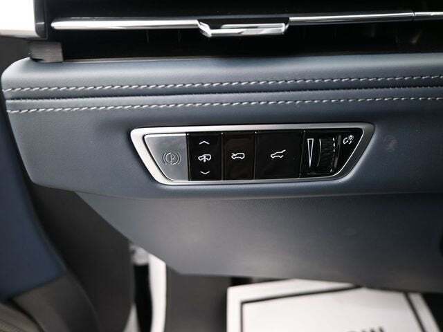 2025 Cadillac Escalade IQ Luxury 2
