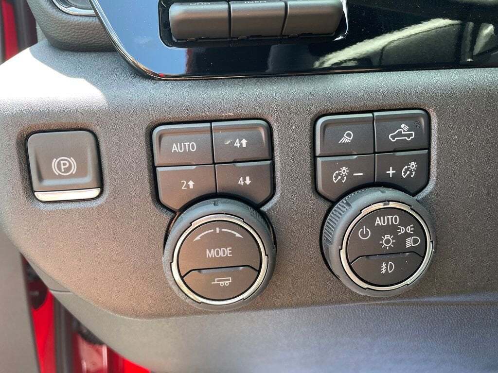2025 Chevrolet Silverado 2500HD ZR2