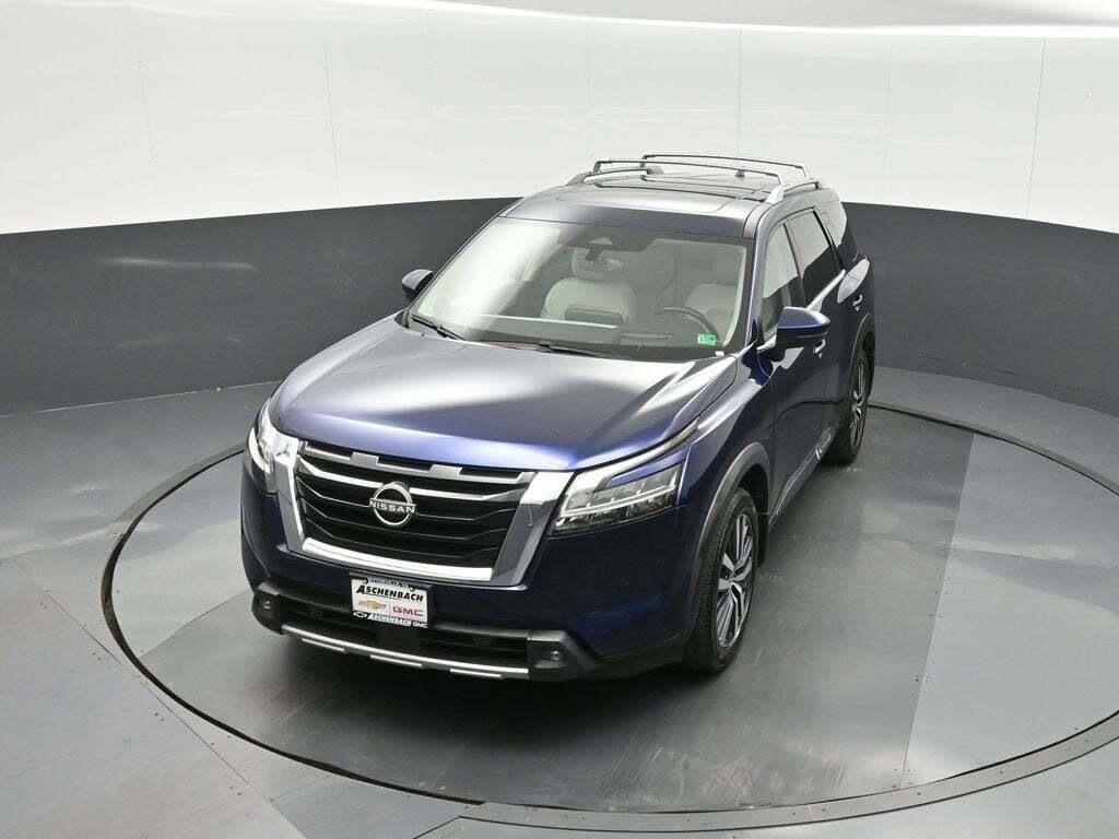2022 Nissan Pathfinder Platinum