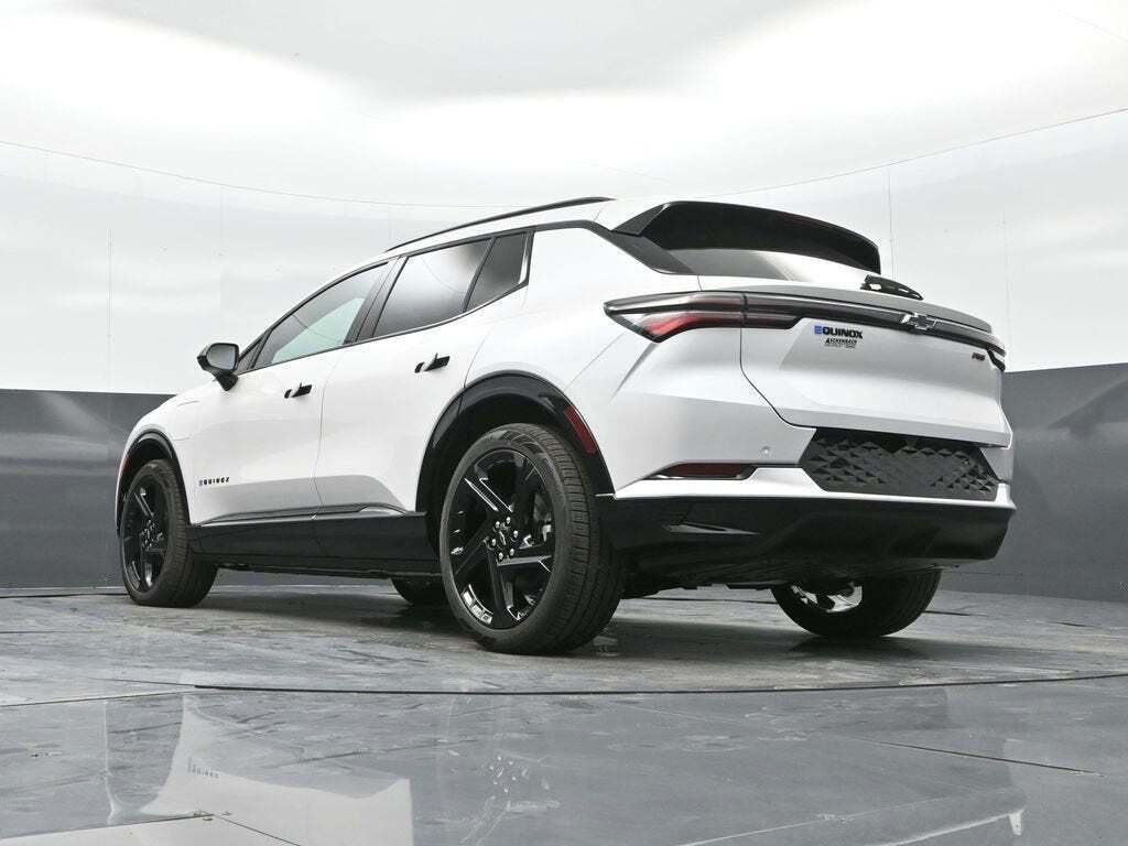 2025 Chevrolet Equinox EV RS