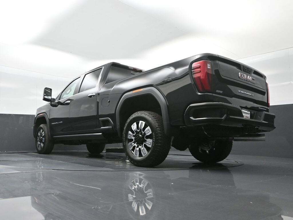 2025 GMC Sierra 2500HD Denali