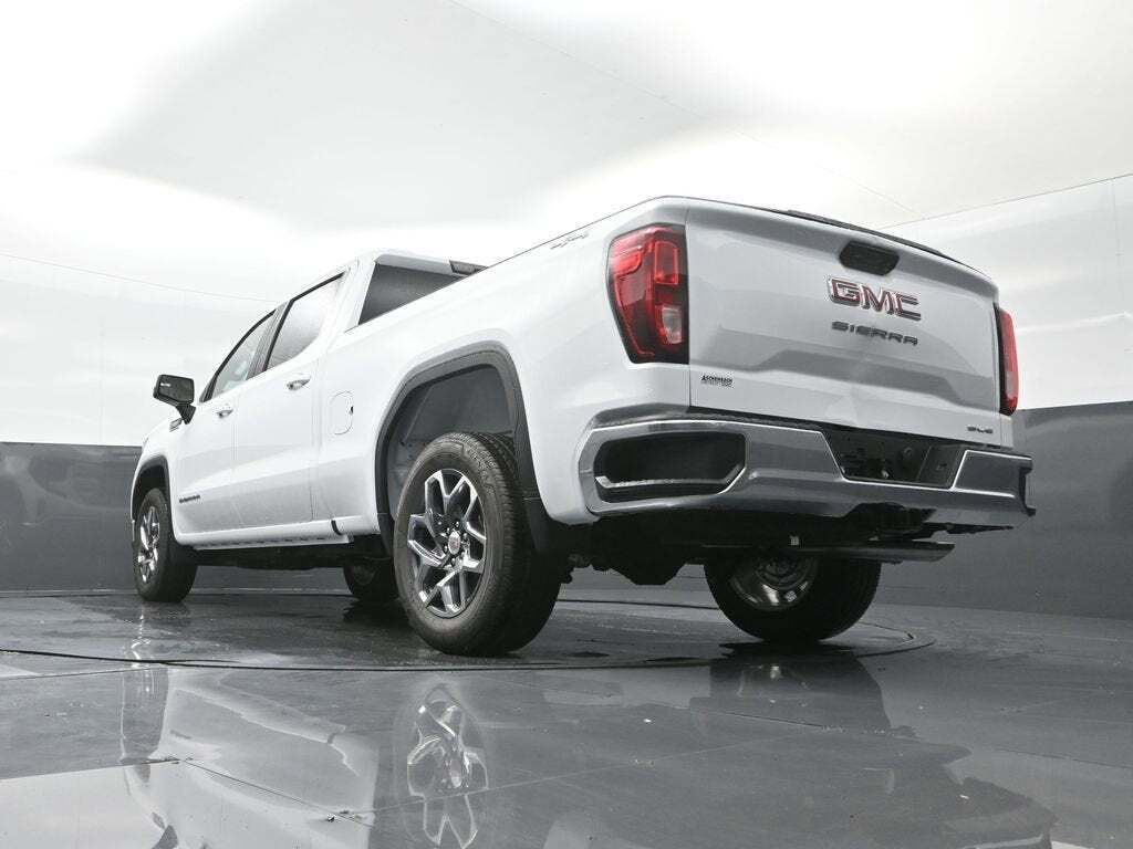 2025 GMC Sierra 1500 SLE