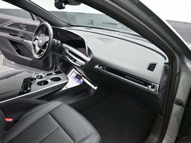 2024 Cadillac LYRIQ Sport 1