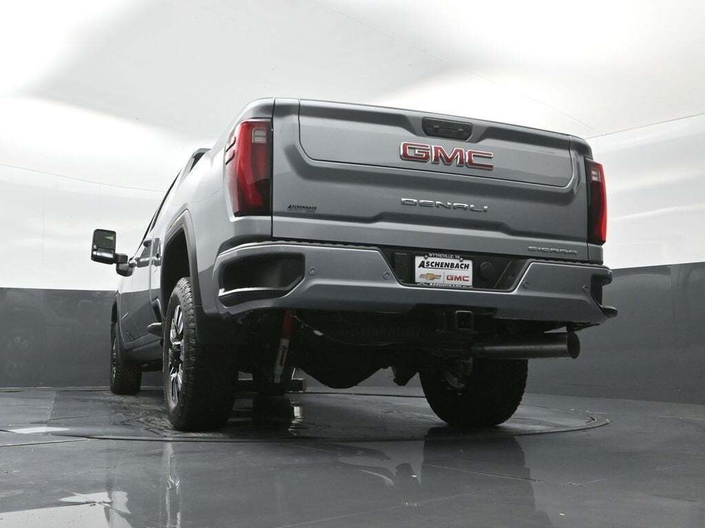 2025 GMC Sierra 2500HD Denali