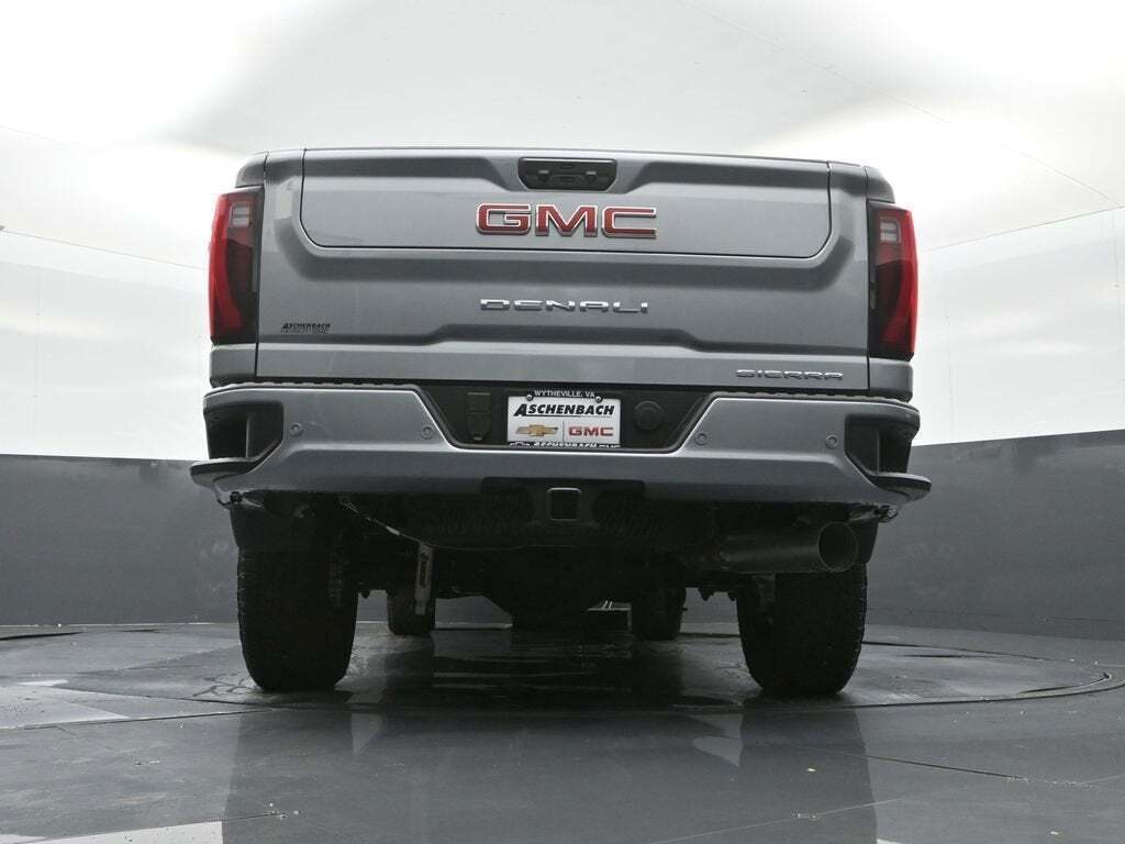 2025 GMC Sierra 2500HD Denali